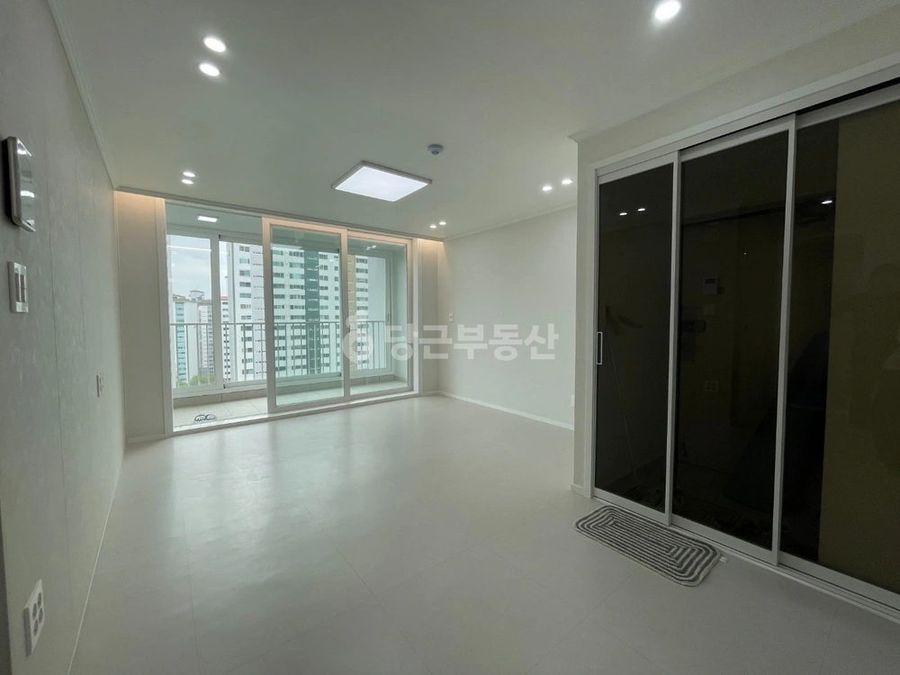 경상남도 창원시 마산합포구 월영동 아파트 사진 1