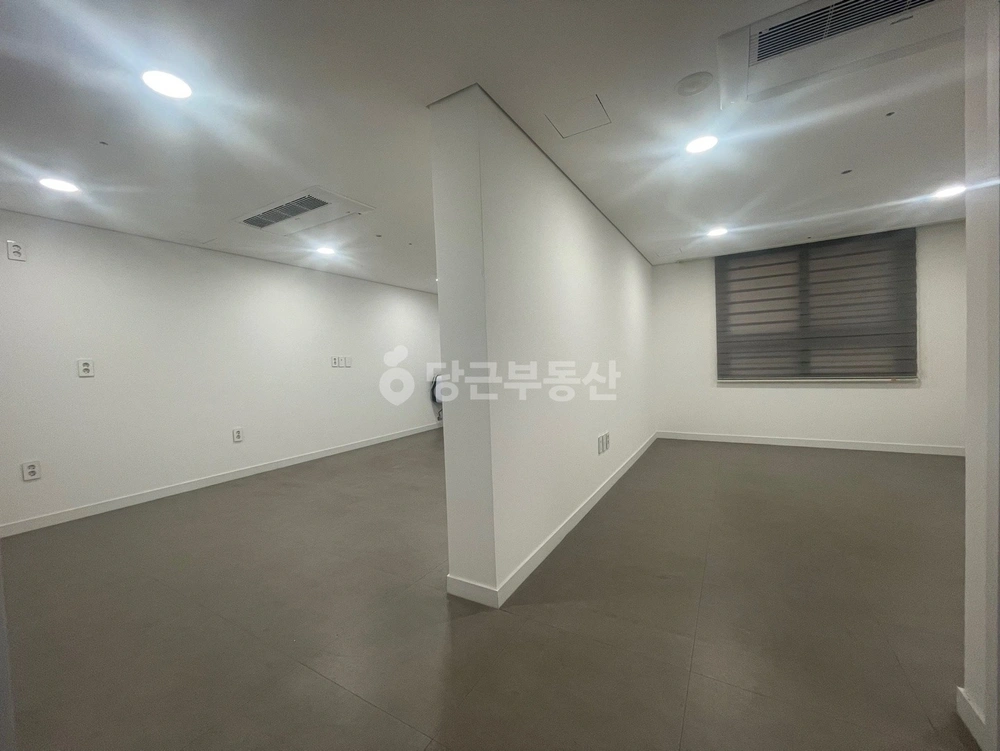 서울특별시 서대문구 창천동 사무실 사진 1