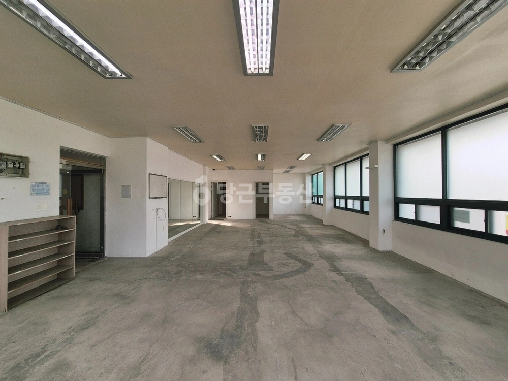 경상남도 창원시 의창구 명서동 상가 사진 1