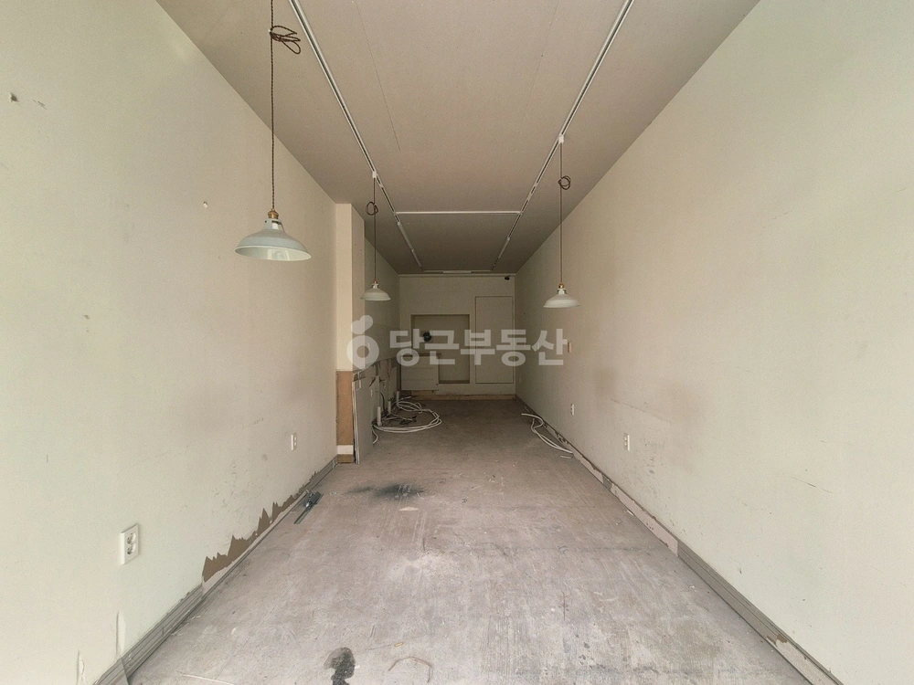 경상남도 창원시 성산구 반지동 상가 사진 1