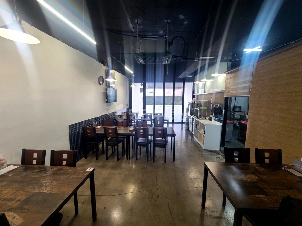 울산광역시 남구 삼산동 상가 사진 1