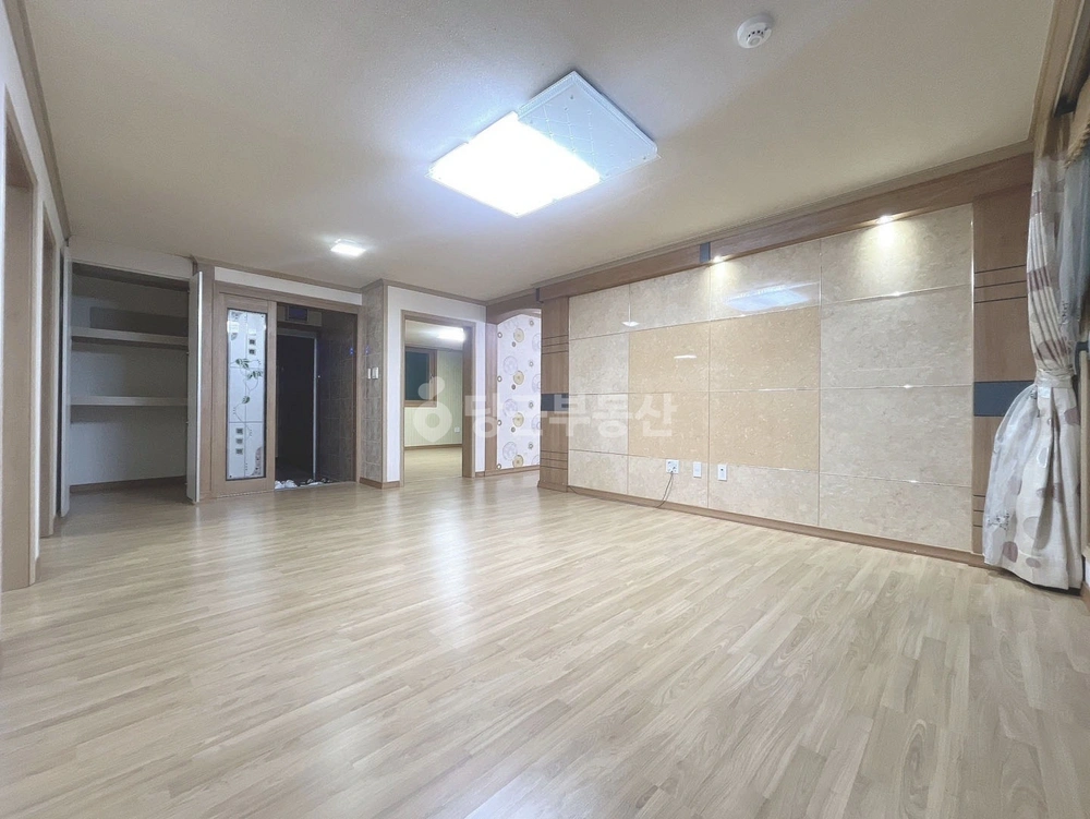 전남광주통합특별시 북구 유동 빌라(투룸 이상) 사진 1