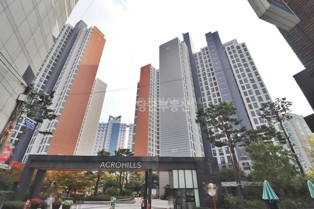 서울특별시 강남구 논현동 아파트 사진 1