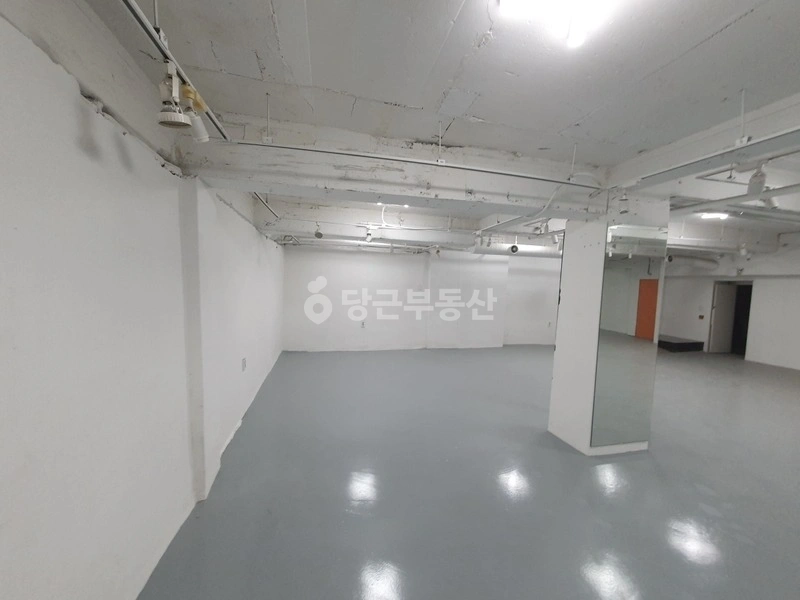 서울특별시 강남구 신사동 사무실 사진 1