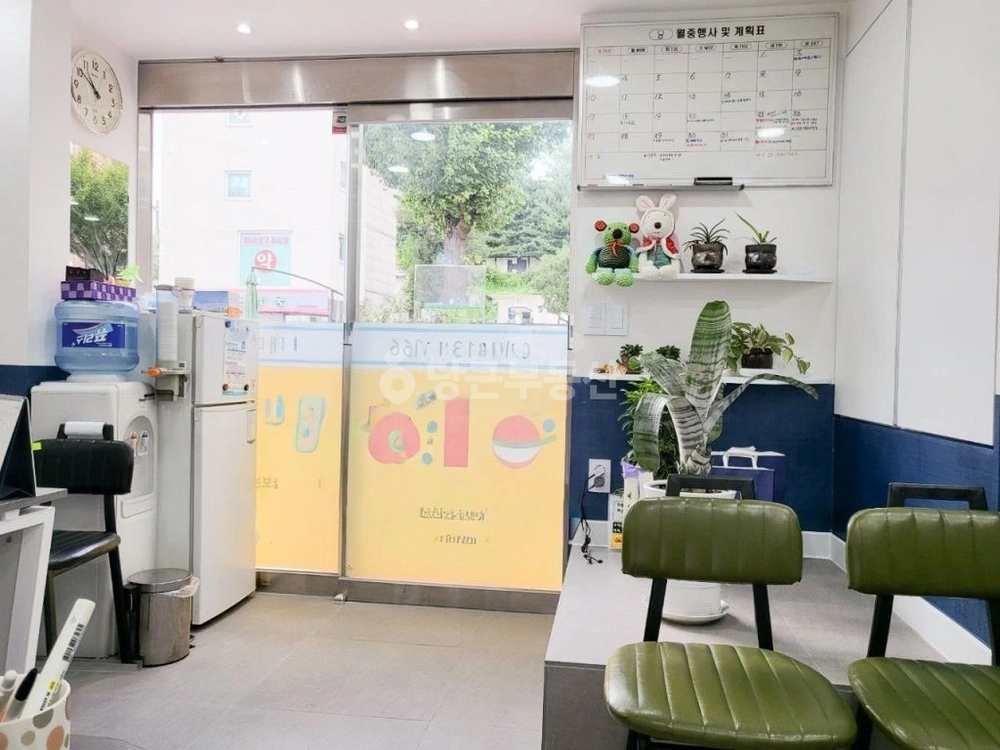 서울특별시 서대문구 창천동 상가 사진 1