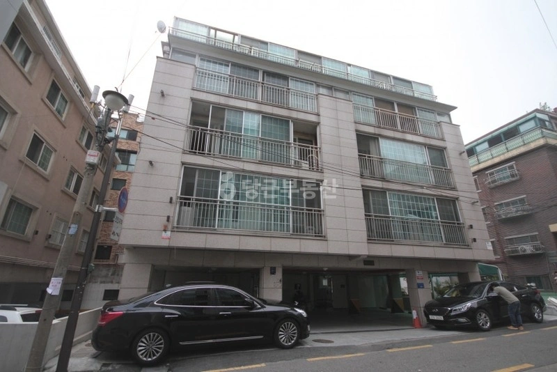 서울특별시 강남구 역삼동 원룸 사진 1