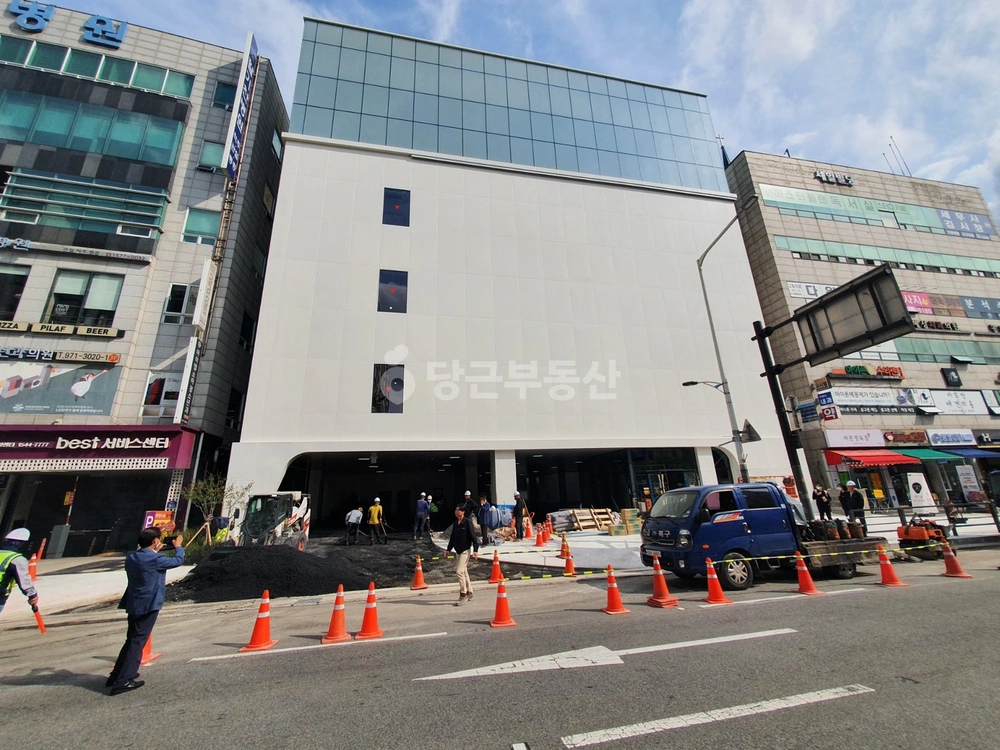 경기도 고양시 덕양구 화정동 상가 사진 1