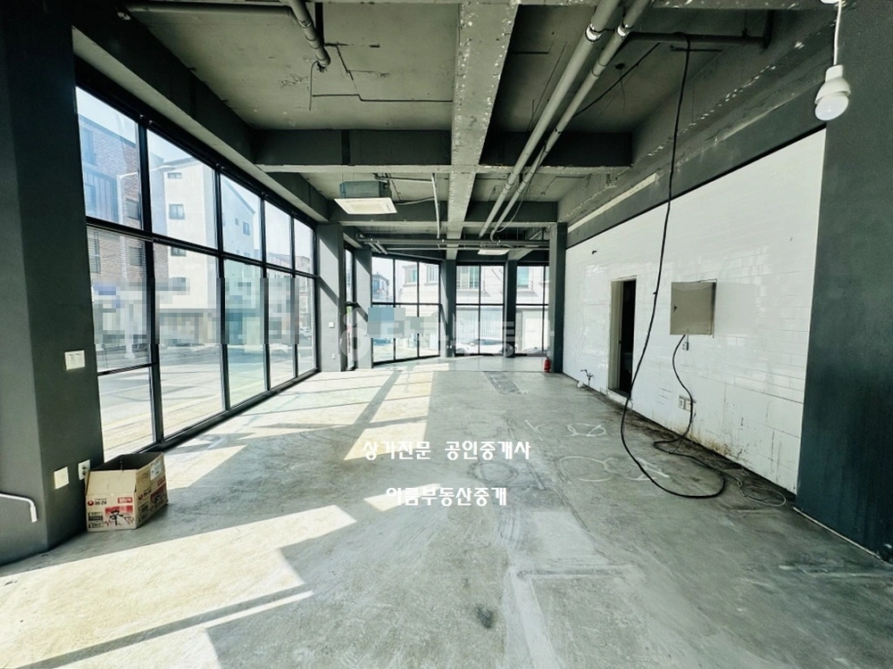대전광역시 서구 관저동 상가 사진 1