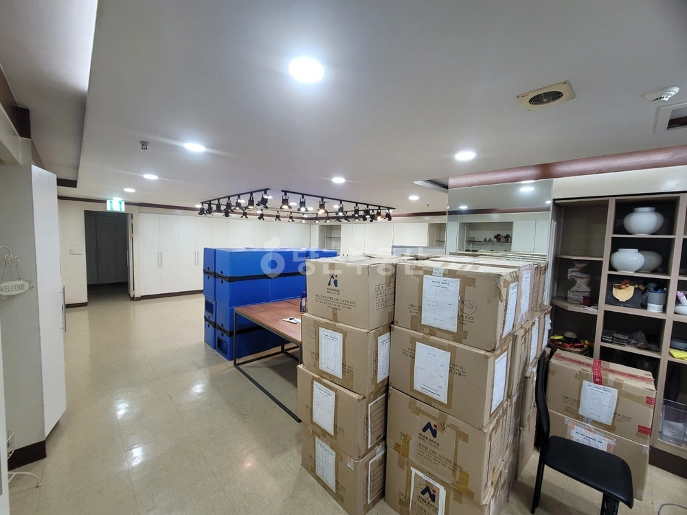 서울특별시 강남구 논현동 사무실 사진 1