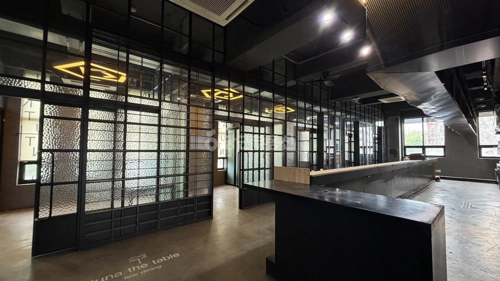경기도 수원시 권선구 권선동 상가 사진 1