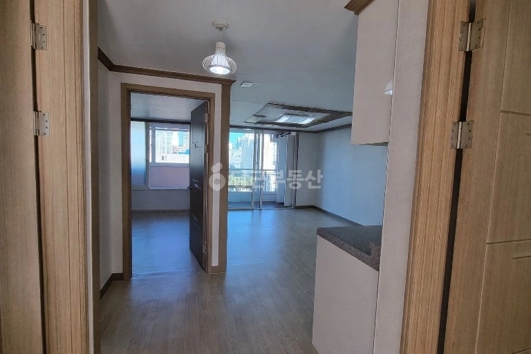 전남광주통합특별시 북구 운암동 아파트 사진 1