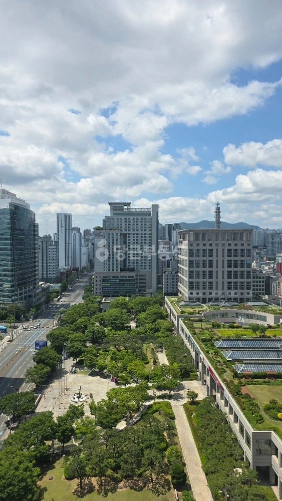 부산광역시 연제구 연산동 아파트 사진 1