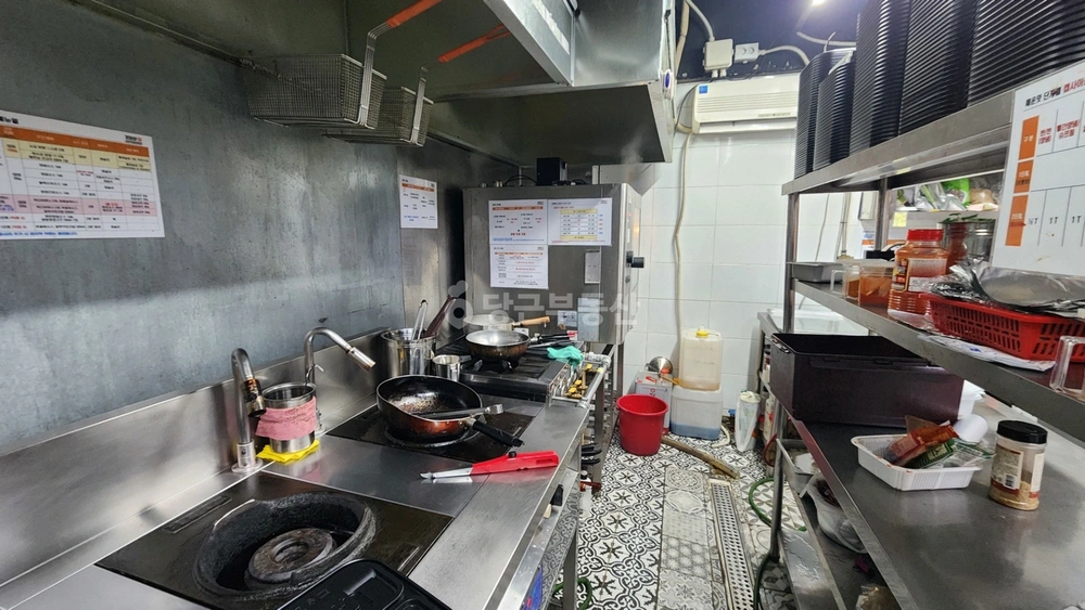 서울특별시 강남구 논현동 상가 사진 1