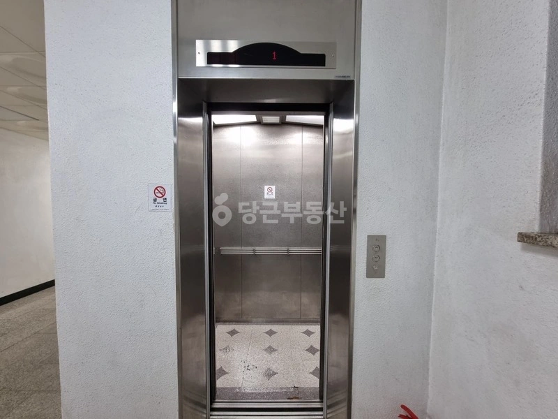 서울특별시 강남구 신사동 상가 사진 1