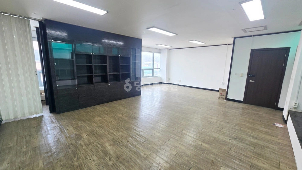 경기도 고양시 일산동구 장항동 사무실 사진 1