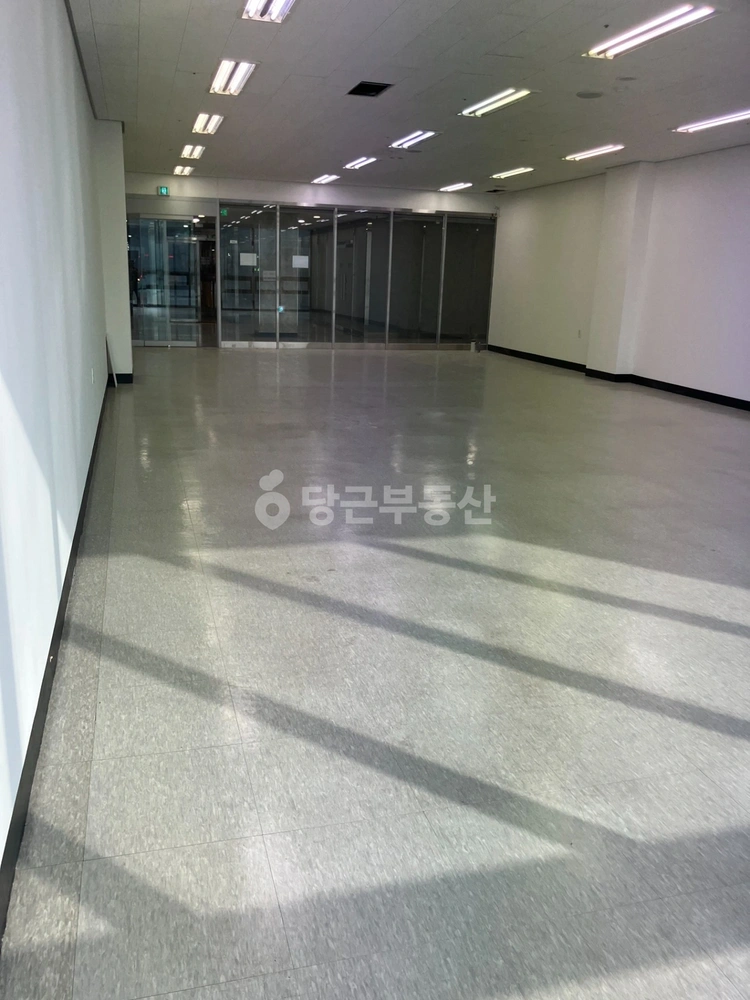 경기도 수원시 영통구 이의동 상가 사진 1