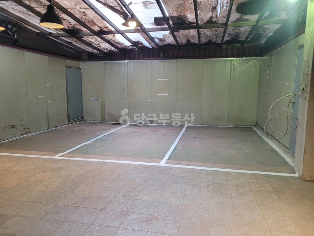 서울특별시 서대문구 창천동 상가 사진 1