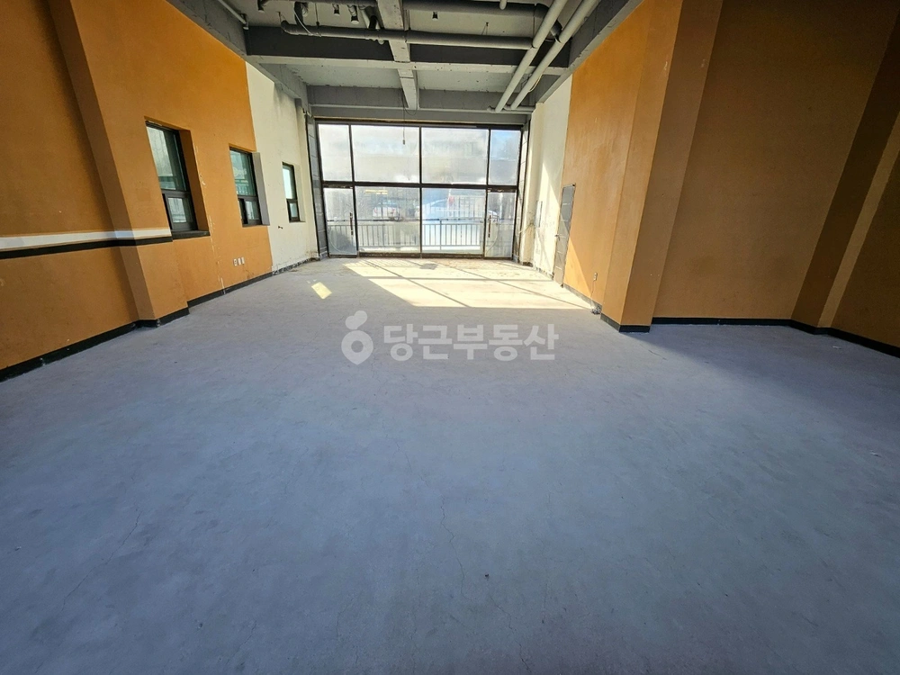 대전광역시 유성구 죽동 상가 사진 1