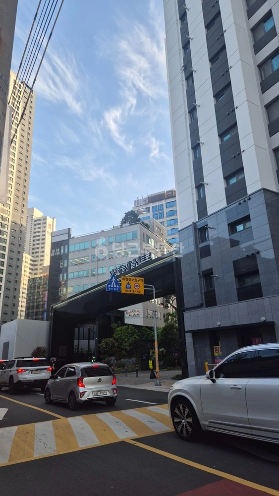 부산광역시 연제구 연산동 오피스텔 사진 1