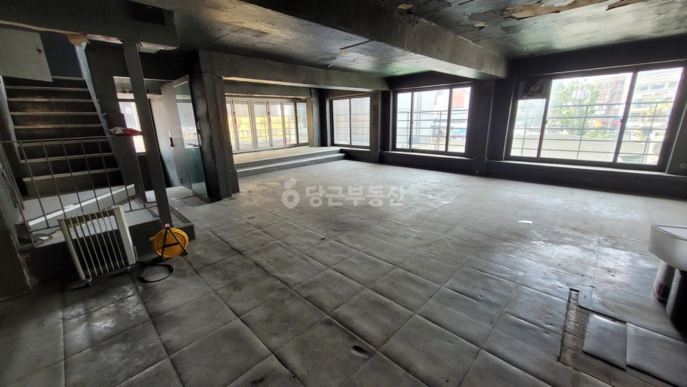 서울특별시 관악구 신림동 상가 사진 1