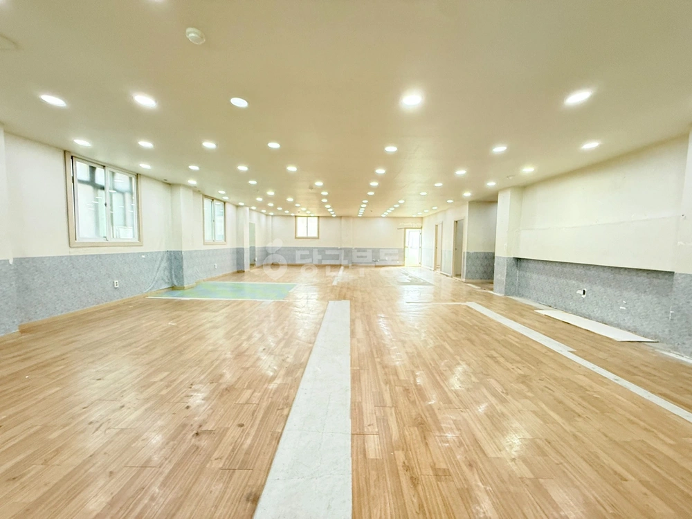 충청남도 천안시 서북구 성정동 상가 사진 1