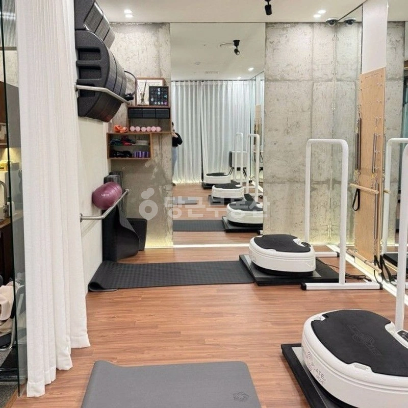 서울특별시 강남구 논현동 상가 사진 1