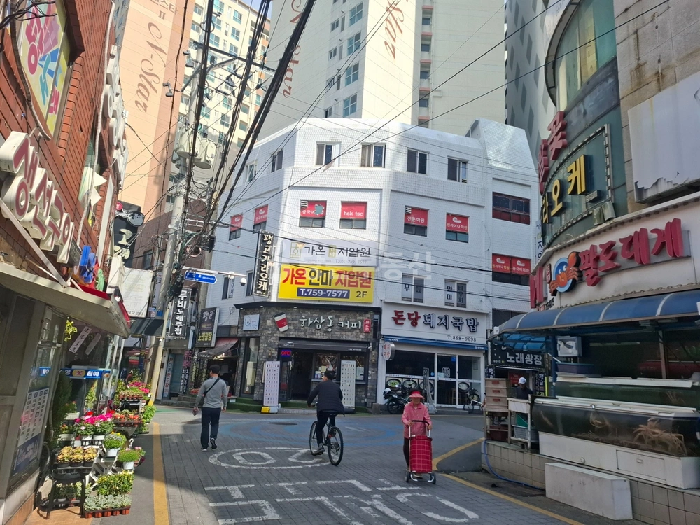 부산광역시 수영구 수영동 상가 사진 1