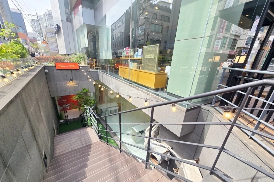 서울특별시 강남구 신사동 상가 사진 1