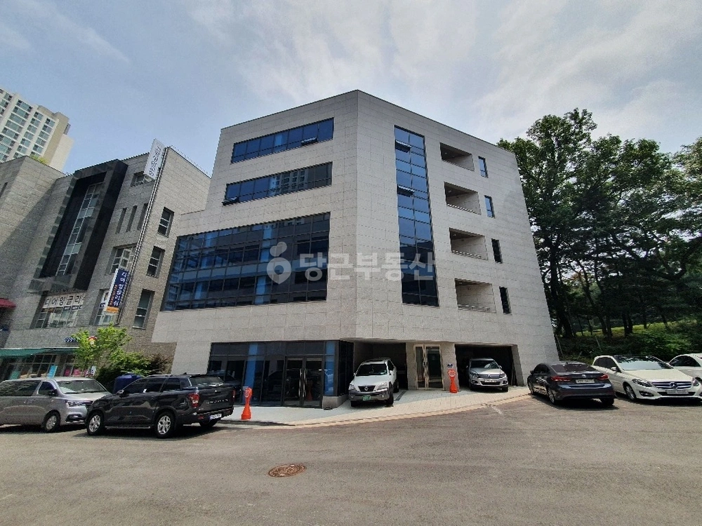 경기도 고양시 덕양구 신원동 건물 사진 1