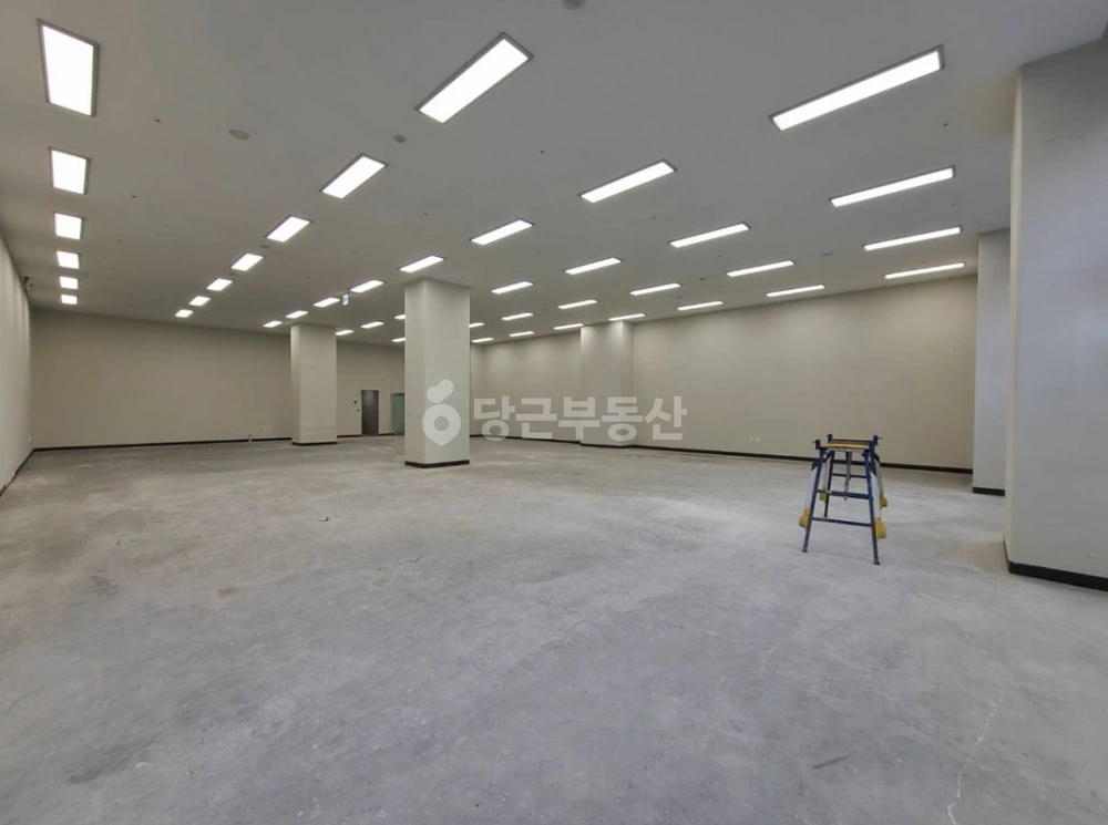 서울특별시 강남구 논현동 상가 사진 1