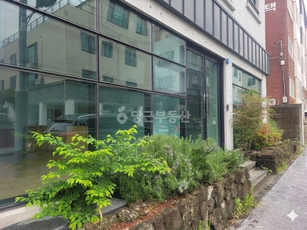 제주특별자치도 제주시 아라일동 상가 사진 1
