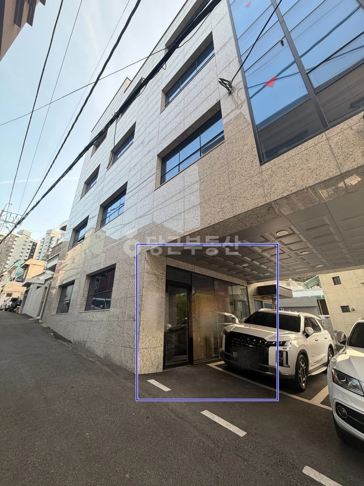 부산광역시 연제구 연산동 상가 사진 1