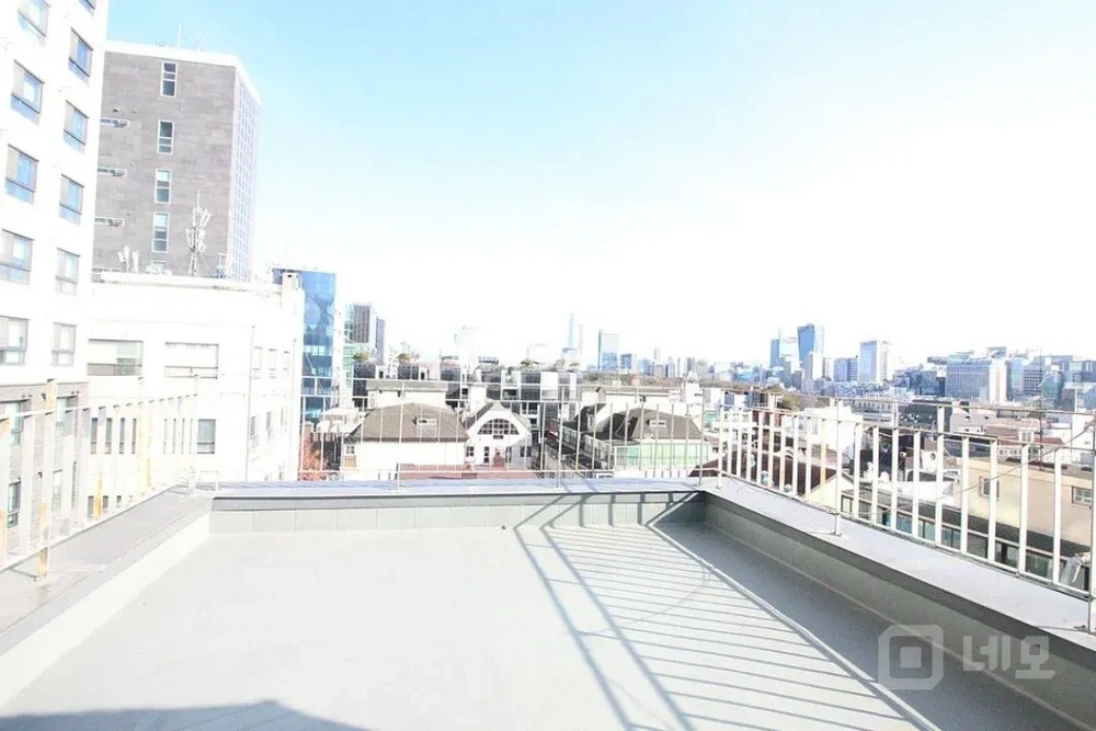 서울특별시 강남구 역삼동 상가 사진 1
