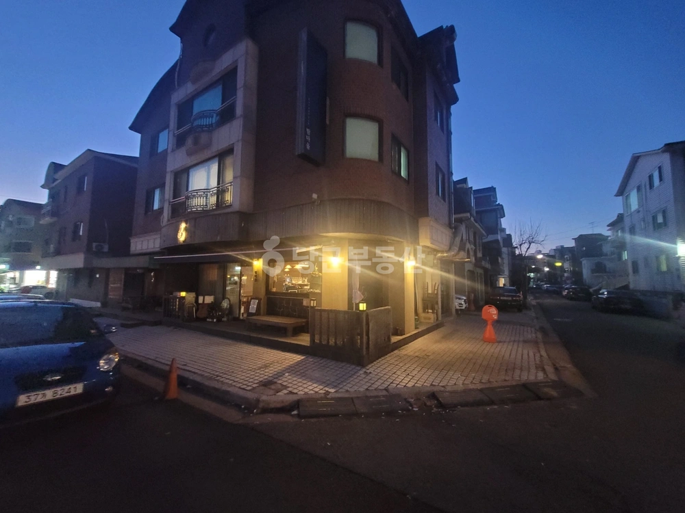 경기도 고양시 일산동구 정발산동 상가 사진 1