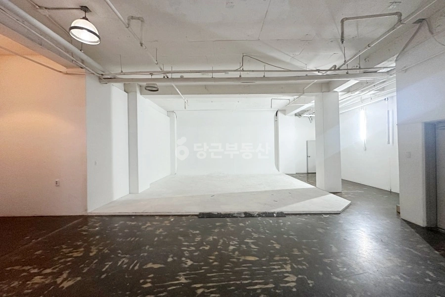 서울특별시 강남구 신사동 사무실 사진 1