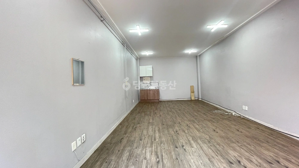 대구광역시 북구 읍내동 상가 사진 1