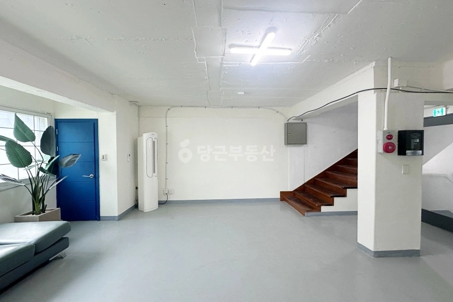 서울특별시 강남구 신사동 사무실 사진 1