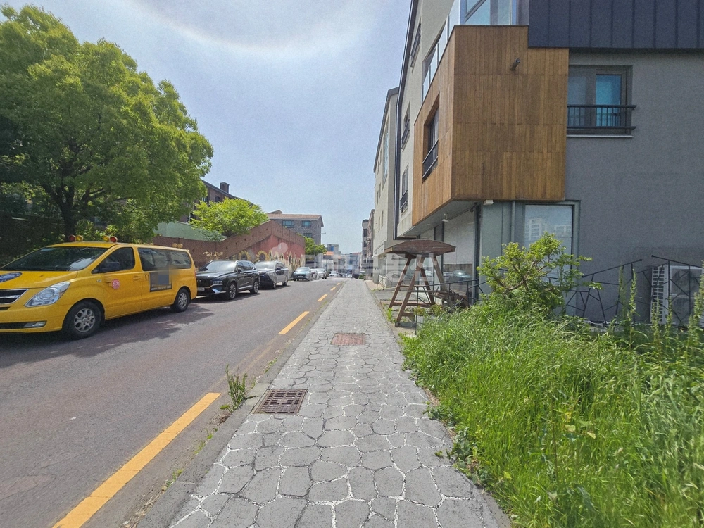 제주특별자치도 제주시 아라일동 상가 사진 1