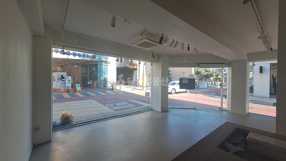 서울특별시 강남구 신사동 상가 사진 1