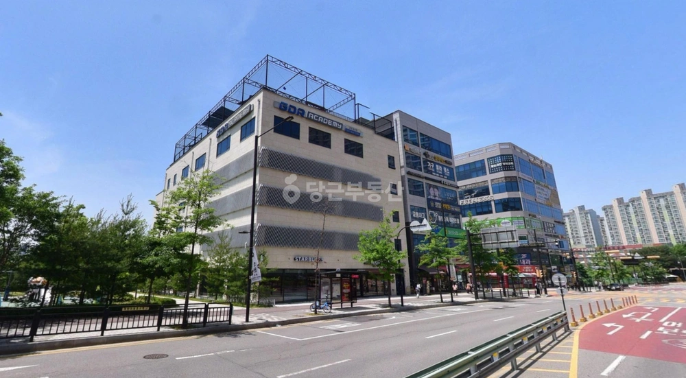 경기도 고양시 일산동구 중산동 건물 사진 1