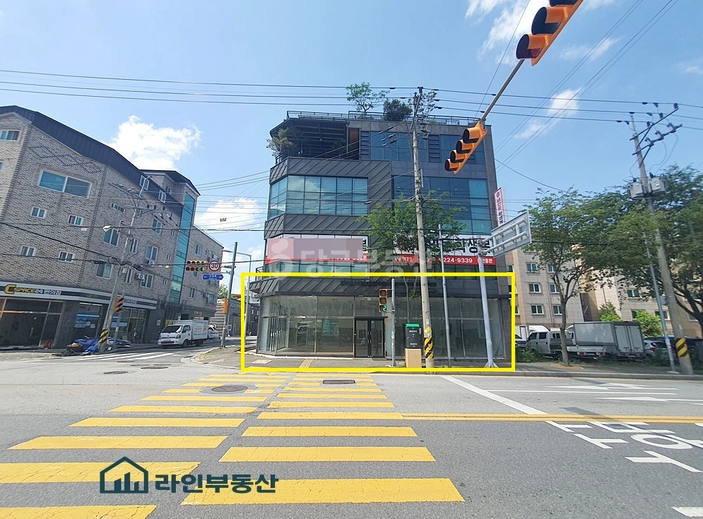 대전광역시 유성구 교촌동 상가 사진 1