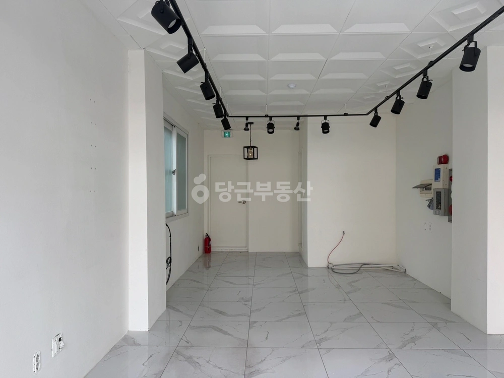 충청남도 천안시 서북구 성정동 상가 사진 1