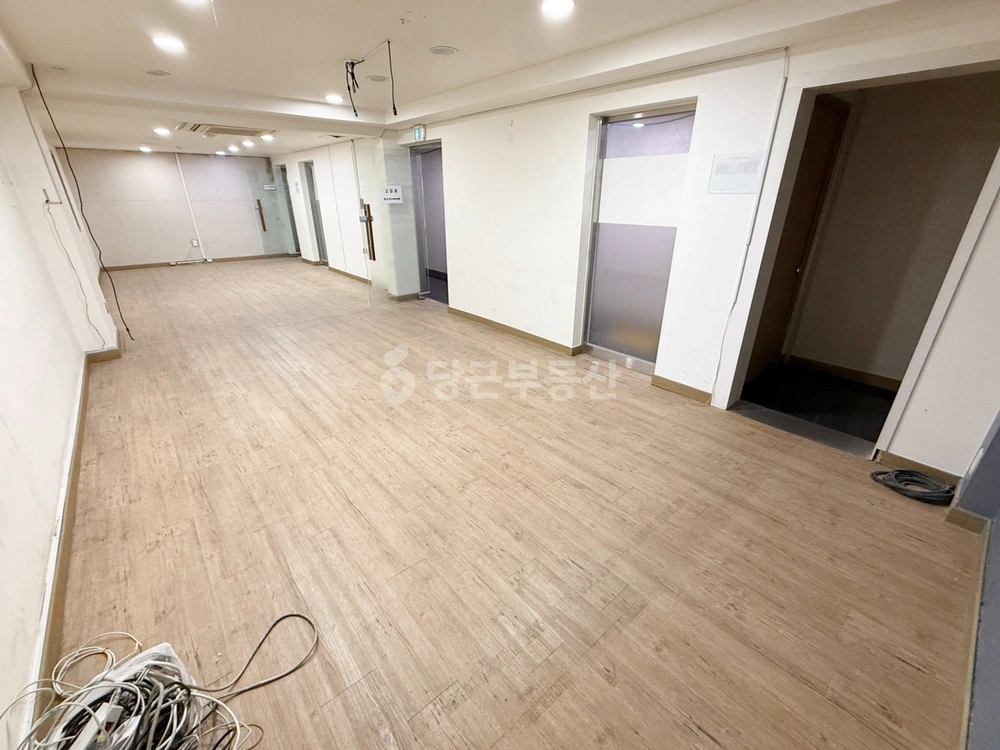 서울특별시 강남구 역삼동 사무실 사진 1
