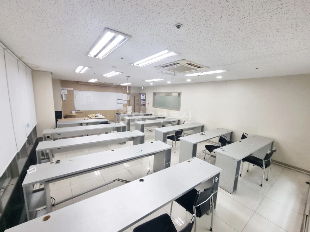 서울특별시 강남구 역삼동 사무실 사진 1