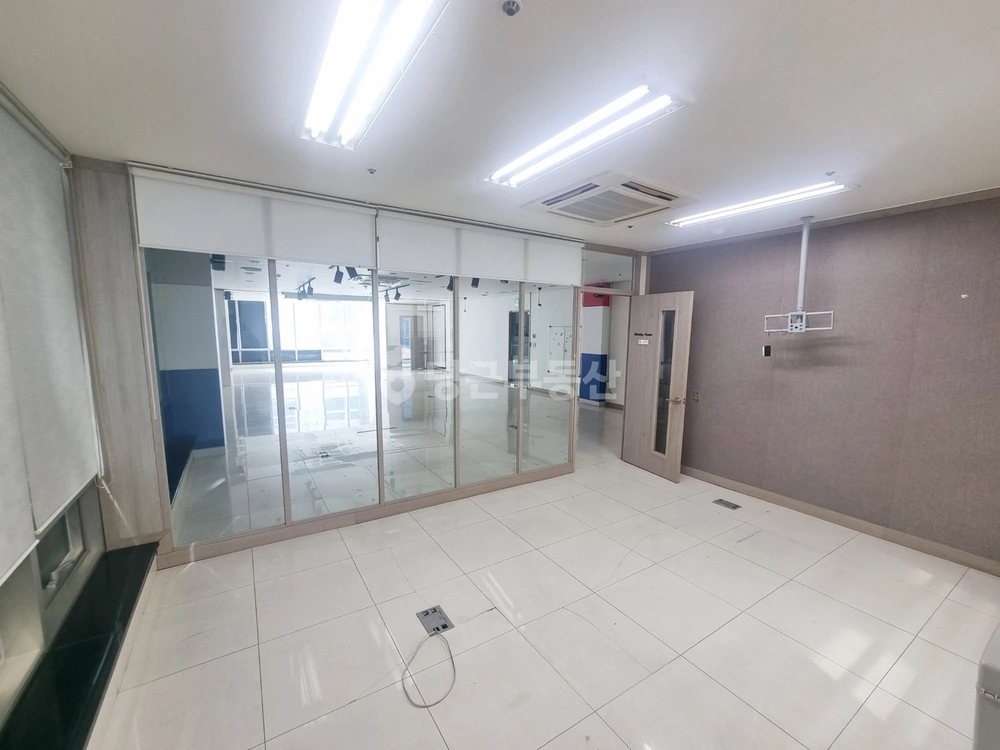 서울특별시 강남구 역삼동 사무실 사진 1