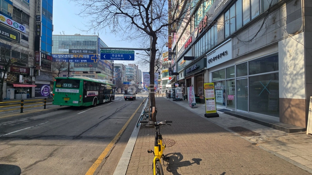 경기도 고양시 일산동구 장항동 상가 사진 1