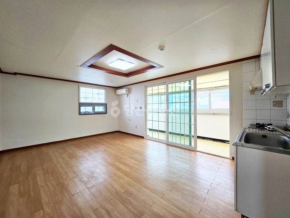 서울특별시 강남구 역삼동 원룸 사진 1