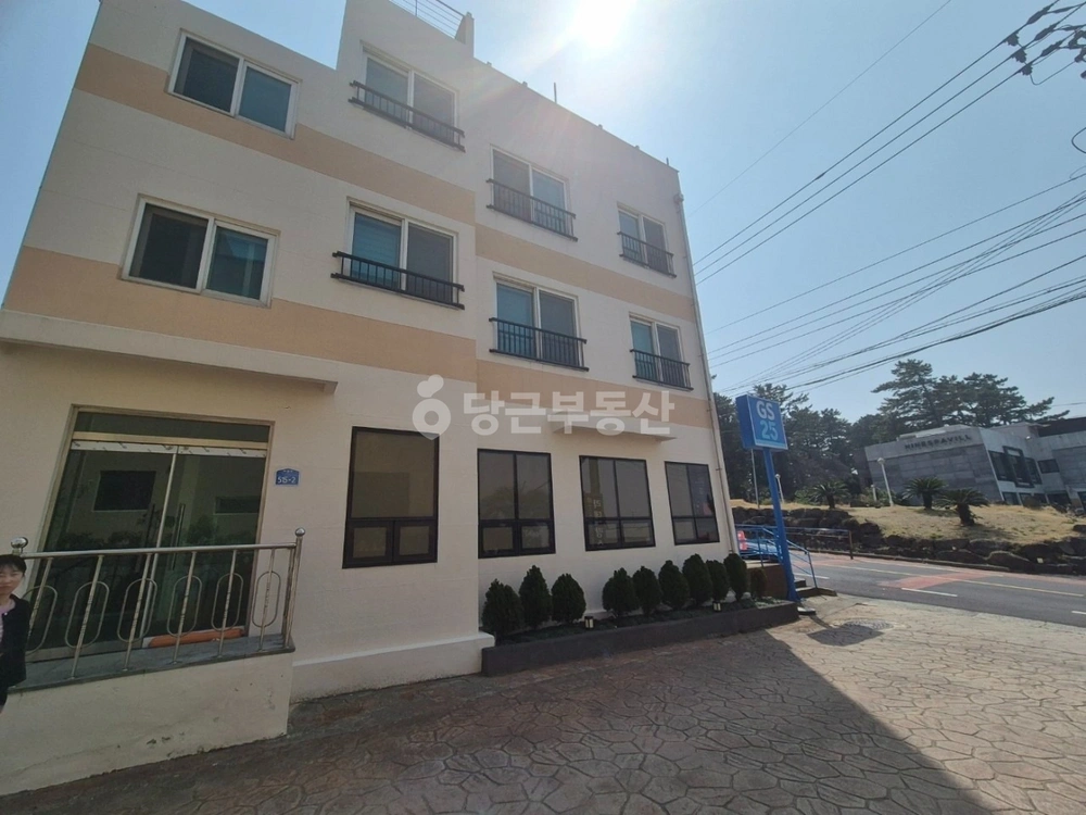 제주특별자치도 제주시 애월읍 빌라(투룸 이상) 사진 1