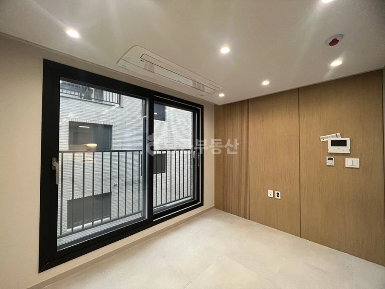 경기도 안양시 동안구 비산동 빌라(투룸 이상) 사진 1