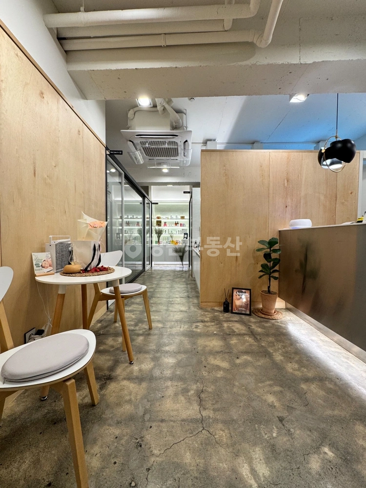 부산광역시 동래구 명륜동 상가 사진 1